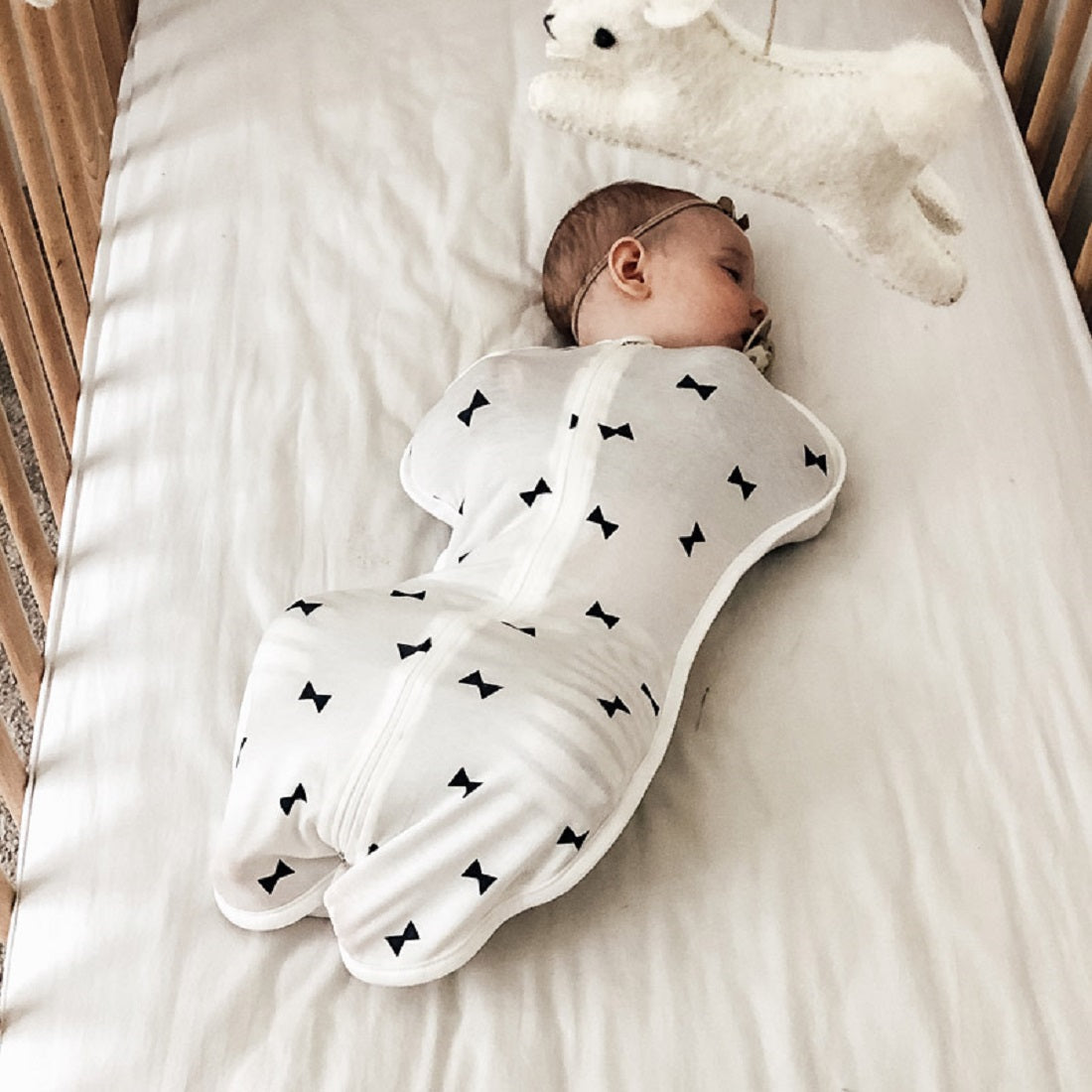 Eco-Friendly Cotton Zipper Swaddle